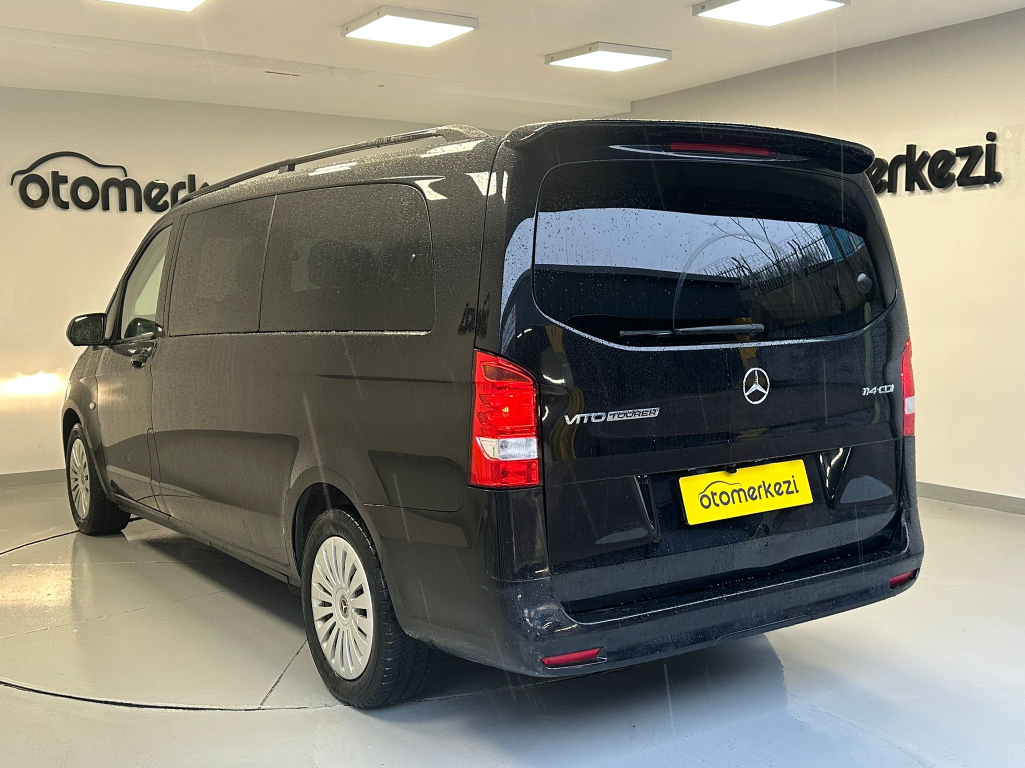 MERCEDES VITO 4